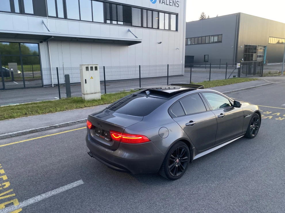 Jaguar XE R-Sport 2.0 TD RWD 180 KS samodejni