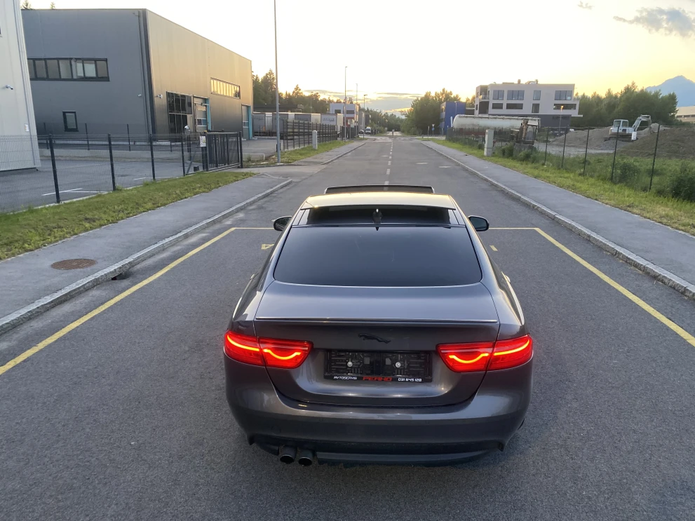 Jaguar XE R-Sport 2.0 TD RWD 180 KS samodejni