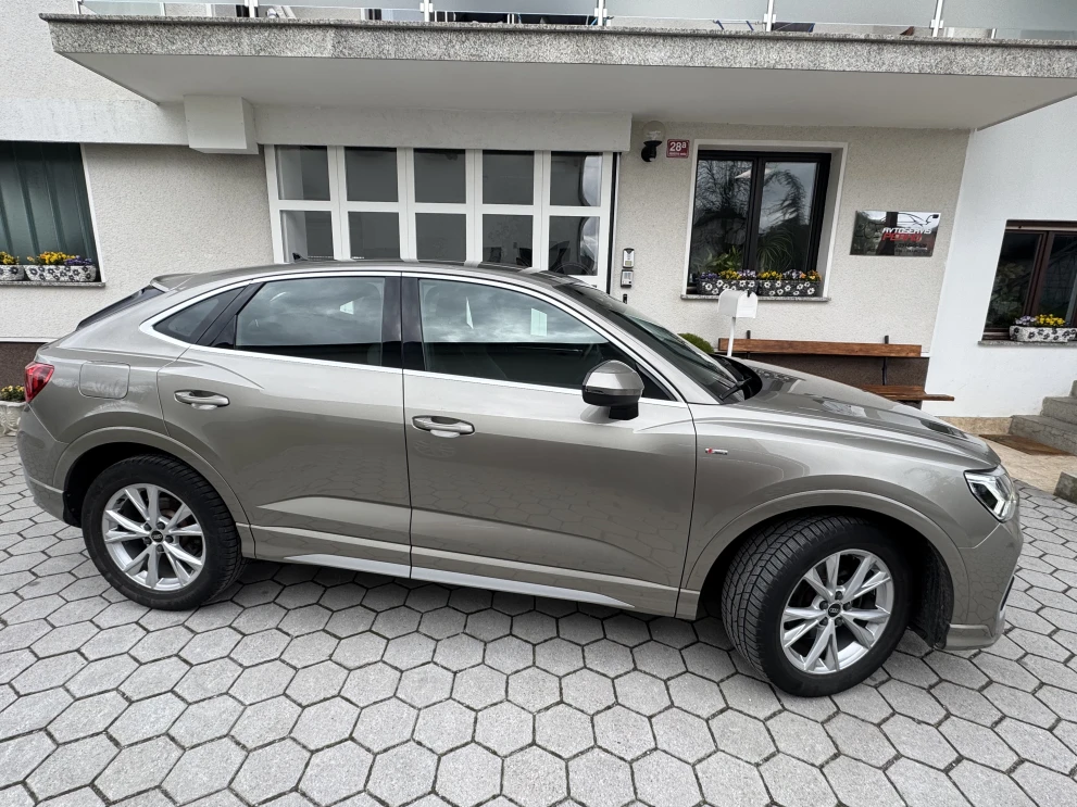 Audi Q3 Sportback 35 TFSI S tronic 150 S Line-NAVI-VIRTUAL-ALU-LED