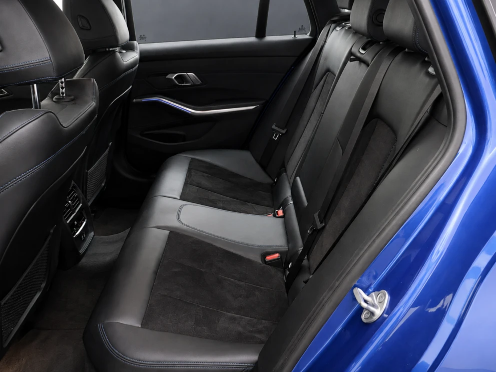 BMW serija 3 Touring: M-SPORT • AUT • VIRTUAL • LASER • CARPLAY