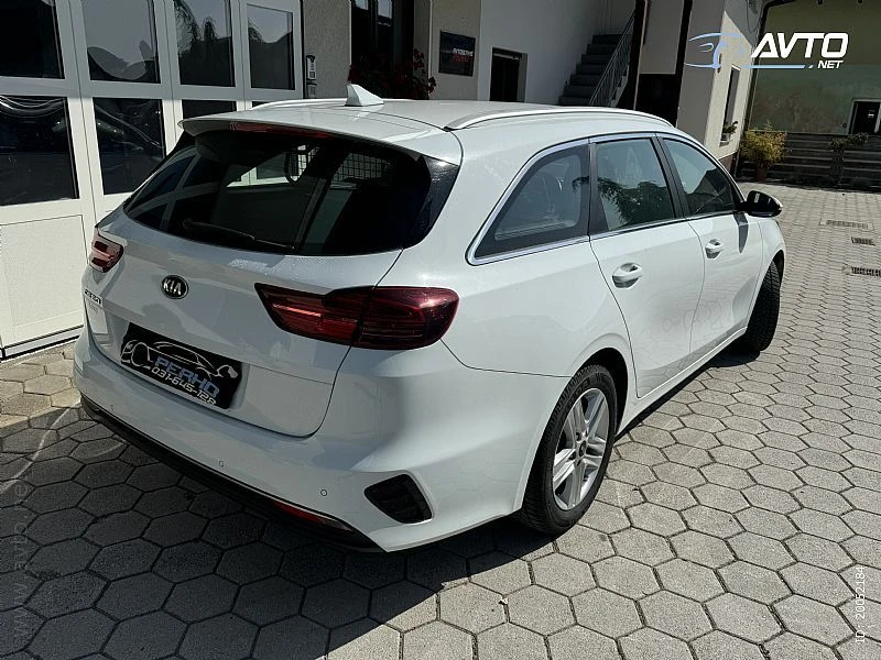 Kia Ceed SW 1.6 CRDi 85kW KAMERA-PDC-NAVI-ALU16