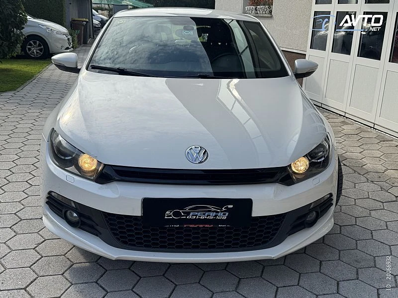 Volkswagen Scirocco 1.4 TSI 118kW R-LINE-DSG-PDC-NAVI